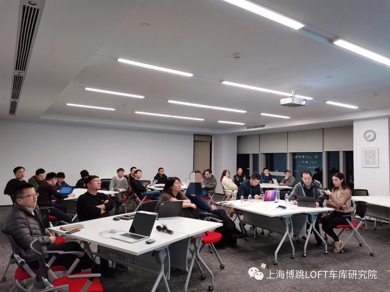 白山杭州LOFT车库专题会